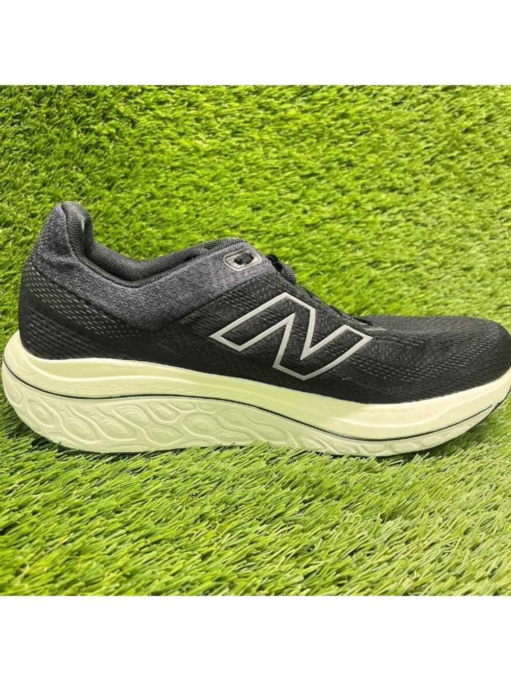 New Balance Fresh Foam X 860v14 Womens Size 10.5 Black Running Shoes Sneakers